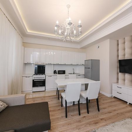 The Base Apartments Kişinev Dış mekan fotoğraf